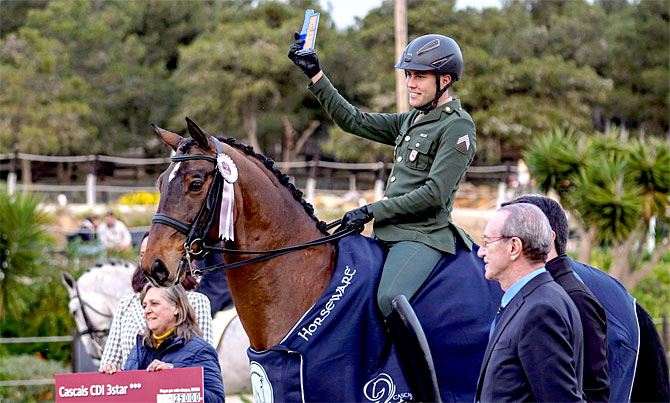 Olímpico João Oliva vence “Dressage Internacional 3* Cascais”(T)